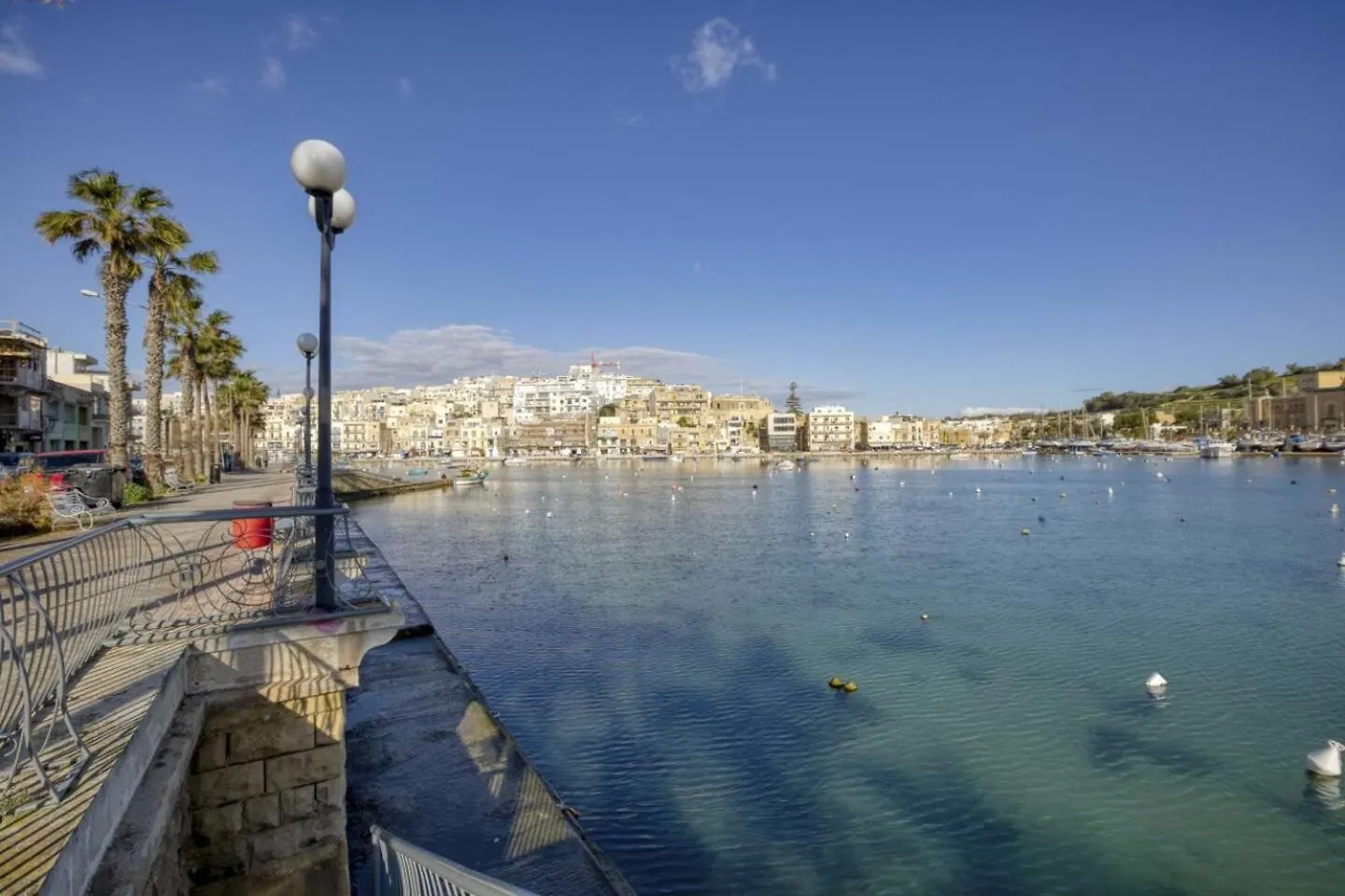 Seaview,Beautiful 3Br Apt 2 Marsaskala