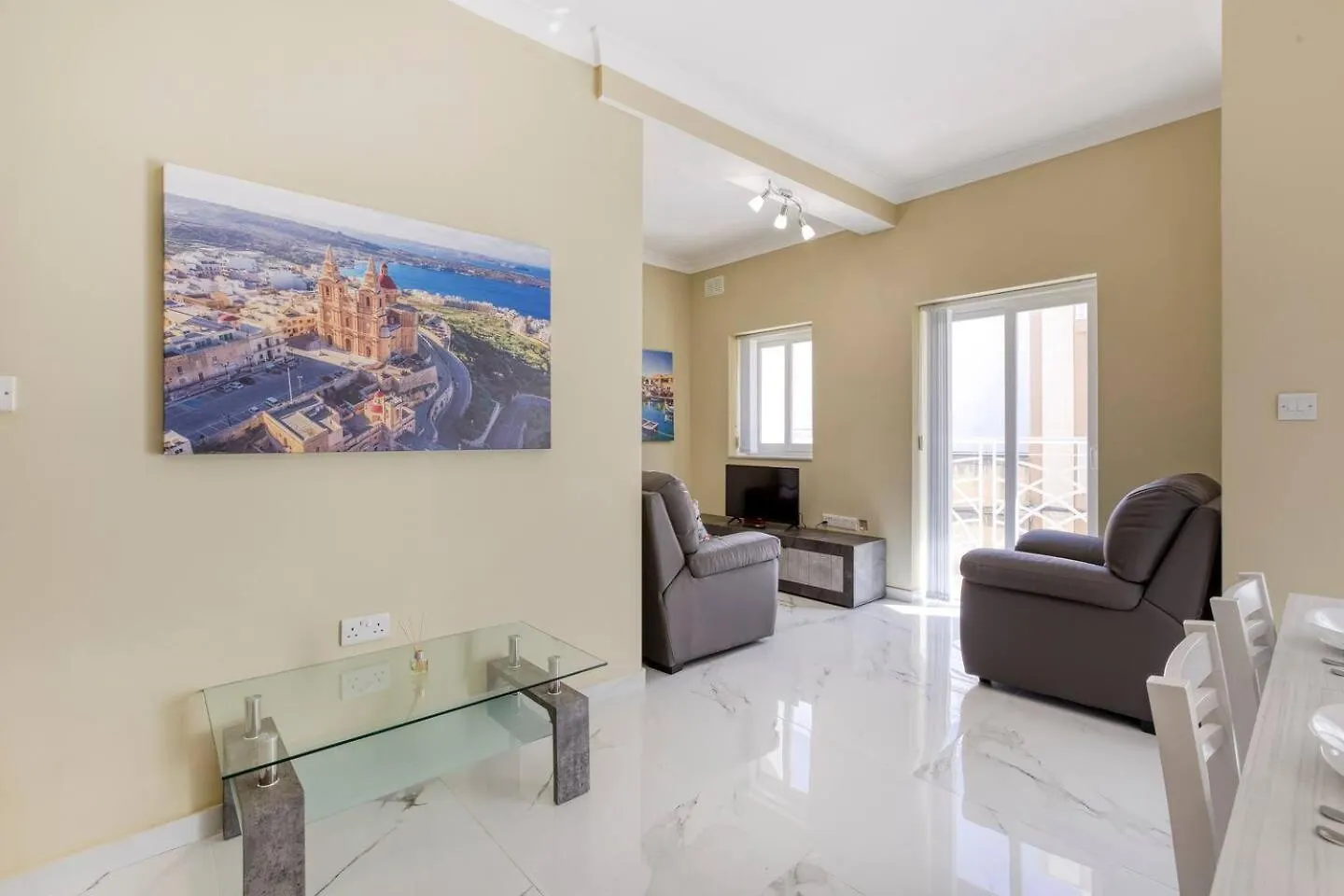 Apartment Seaview,Beautiful 3Br Apt 2 Marsaskala
