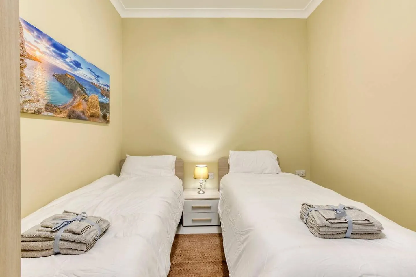 Seaview,Beautiful 3Br Apt 2 Marsaskala 0*,  Malta