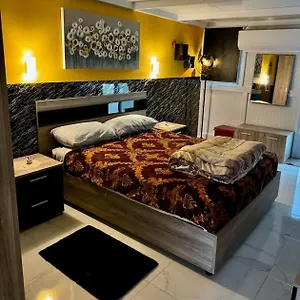  Appartamento Cute Penthouse