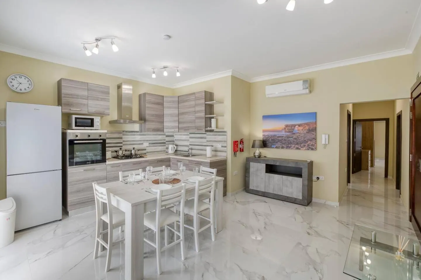 Seaview,Beautiful 3Br Apt 2 Marsaskala Apartment
