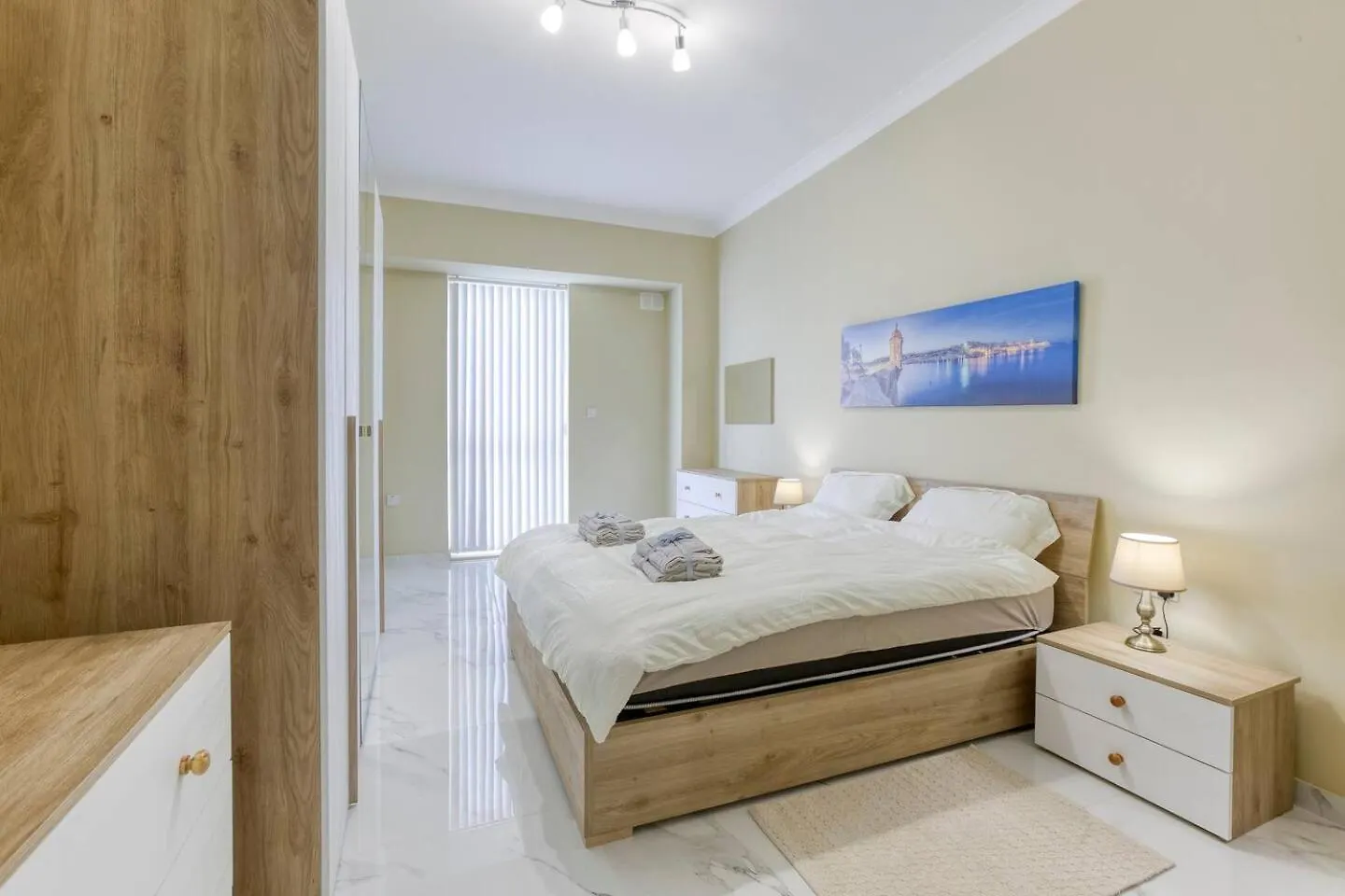 Seaview,Beautiful 3Br Apt 2 Marsaskala