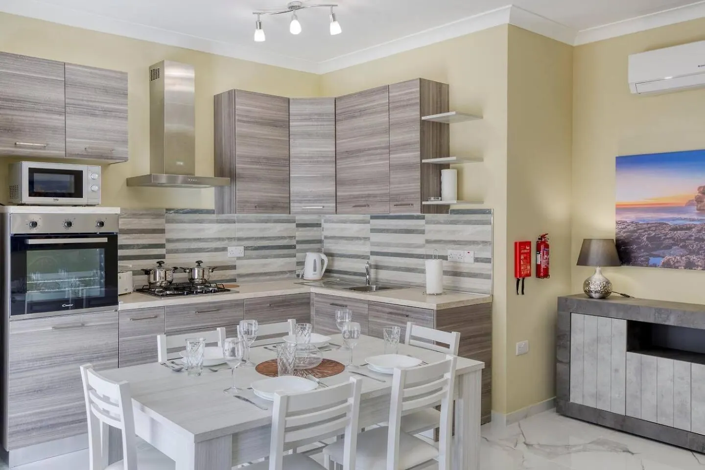 Apartment Seaview,Beautiful 3Br Apt 2 Marsaskala